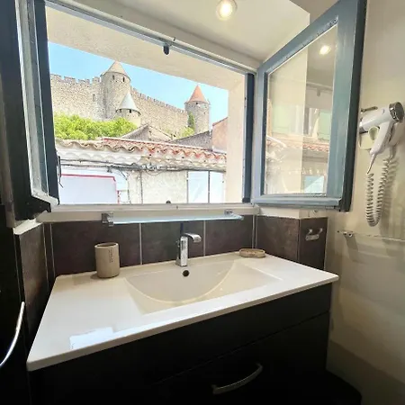 La Loge Des Remparts شقة